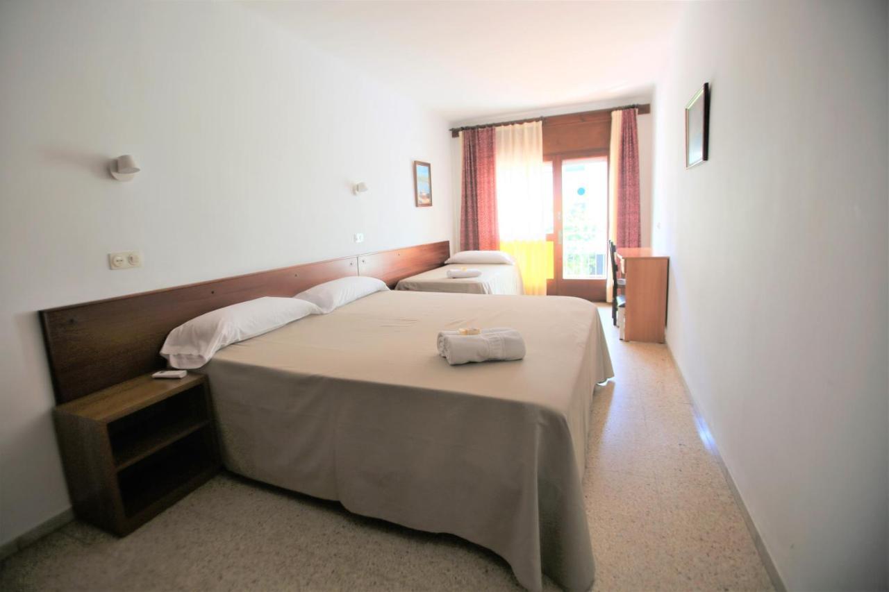 Pension Hostel Costa Brava L'Estartit Eksteriør billede
