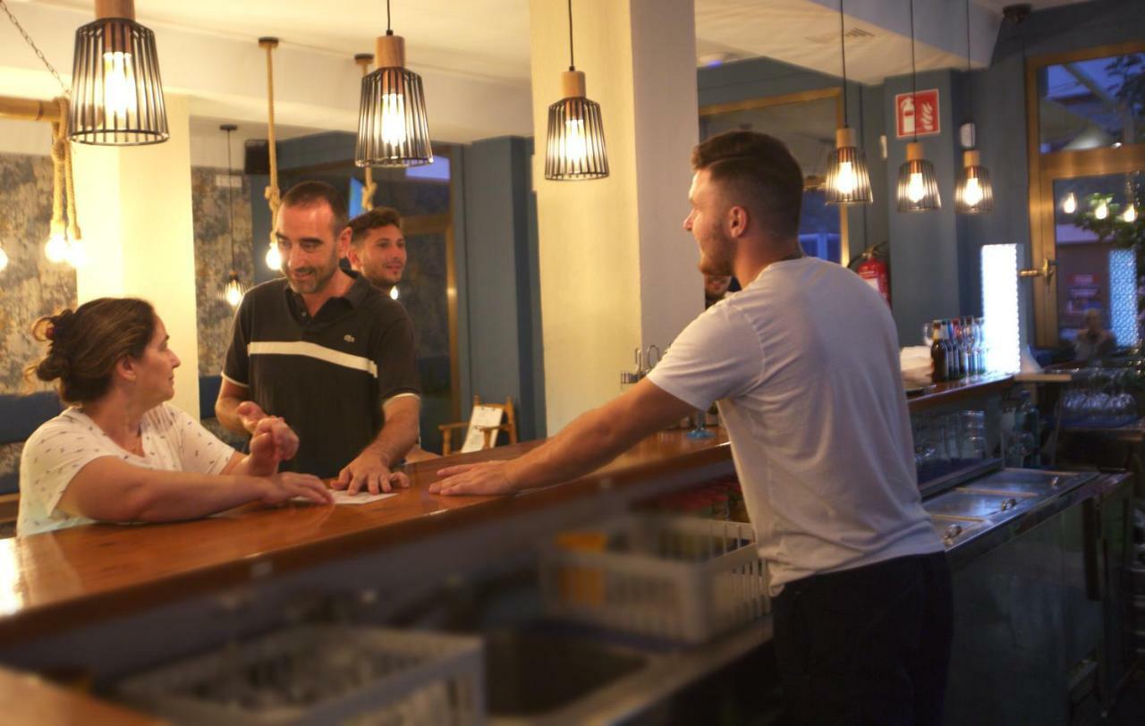 Pension Hostel Costa Brava L'Estartit Eksteriør billede